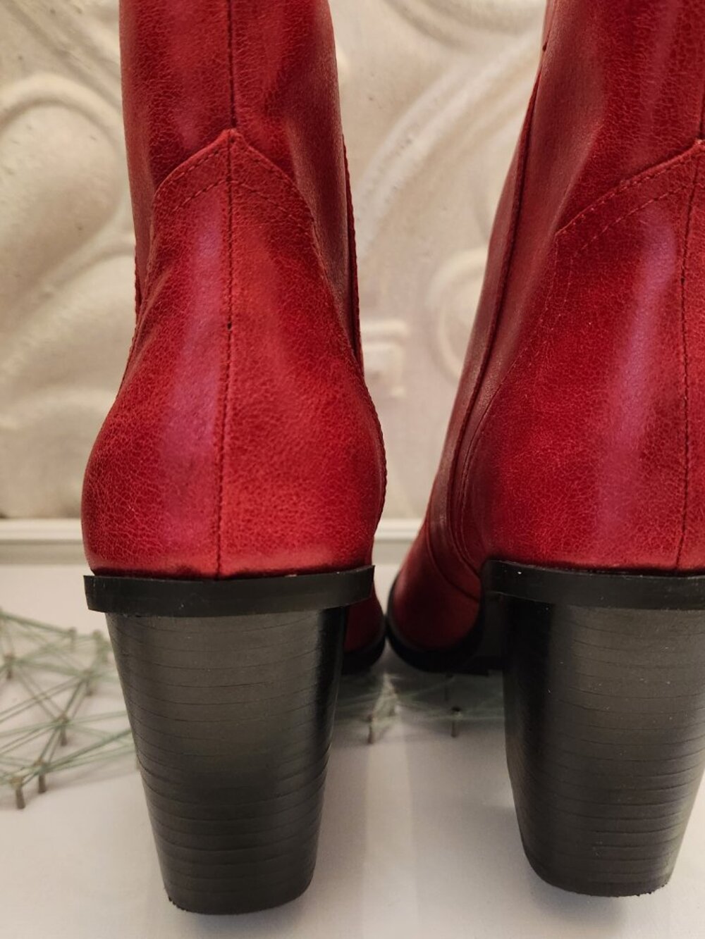 DV by Dolce Vita Red "Nazareth" Western Booties. NIB. Size 7.5 - Picture 6 of 12